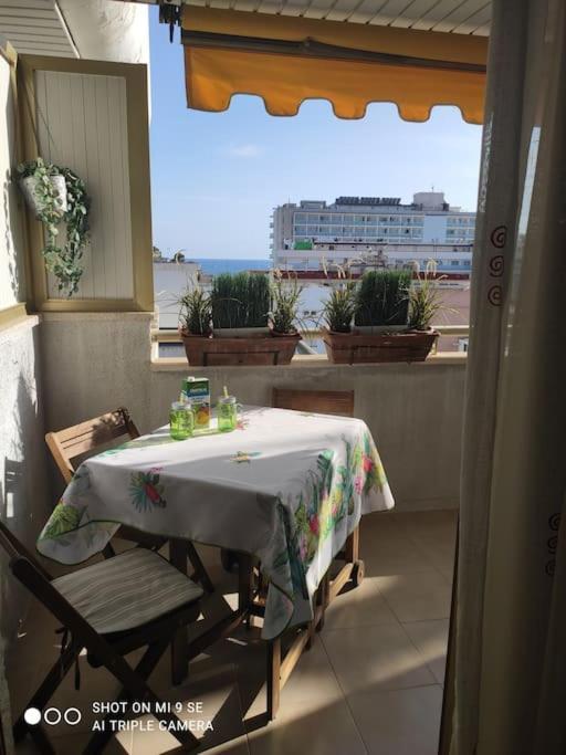 Comfy Apartment In Salou Exterior photo